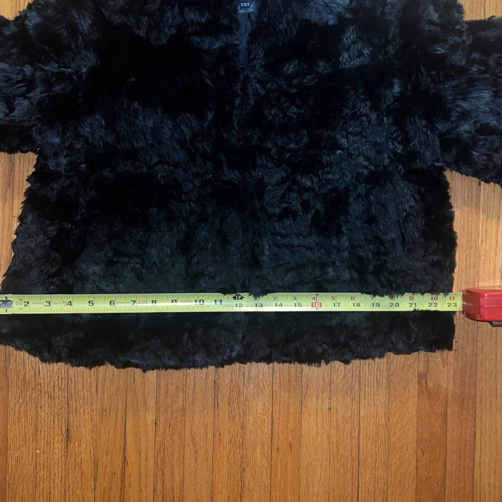 PARTY SEASON IS HERE!! NWOT 🧑🏼‍🎄French Connection UK Gorgeous Faux Fur Jacket - Picture 10 of 11